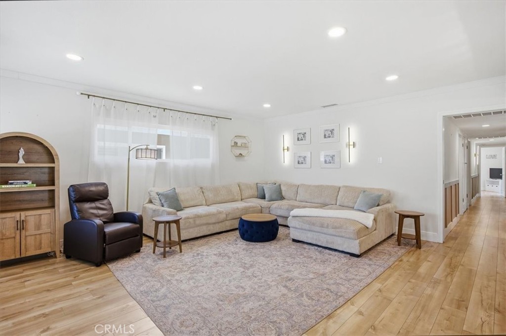5000 W 141st Street
