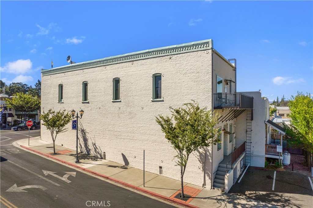 302 N Main Street
