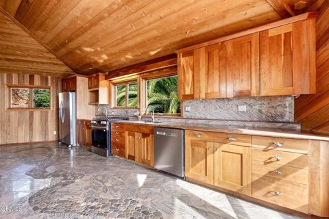 Tiny photo for 440 Mariposa Drive, Ventura, CA 93001 (MLS # V1-34808)