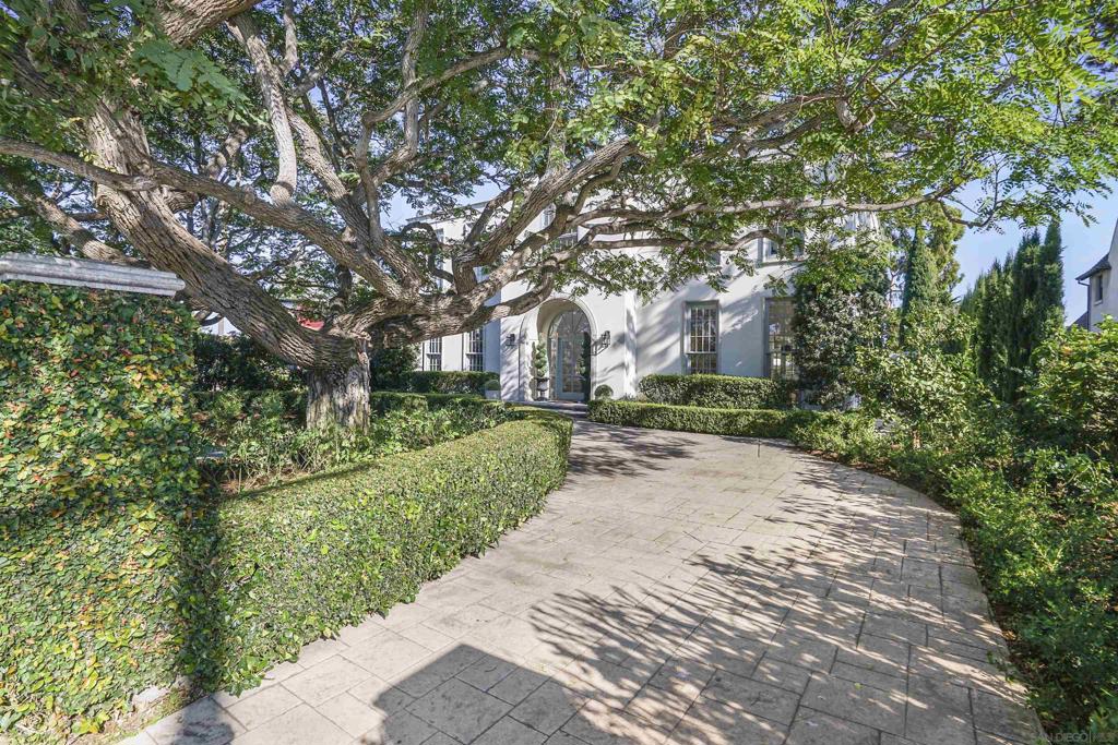 Completely remodeled in the last 2 years, this Lorton Mitchell built estate and guesthouse are positioned perfectly to enjoy every area of its 17,000+ square foot lot. As you walk inside, you are immediately welcomed by this homes soring ceilings and natural light. Every living area is spacious with large windows that invite you to enjoy the views of the luscious landscaping in every direction you look. This home features: 5 Bedrooms + Den, 4.5 Bathrooms, Granite Countertops, White Oak Flooring throughout Multiple Floor to Ceiling Windows, 3 Brand New AC Units, Crown & Foot Moldings, Solar Panels, Chandelier on Automatic Winch, French Doors lead to the patio with an Outdoor Fireplace, Private Guest House with Full Bathroom, Heated Pool & Spa, Unparalleled Privacy, Multiple Balconies, Skylights all combine to make this one of our Crown Isle's most desired homes in one of our most desired locations! More pictures will be posted shortly.