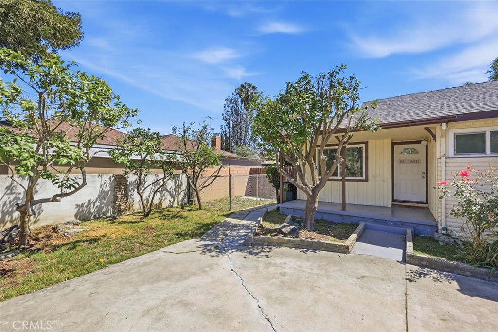 2608 Balfour