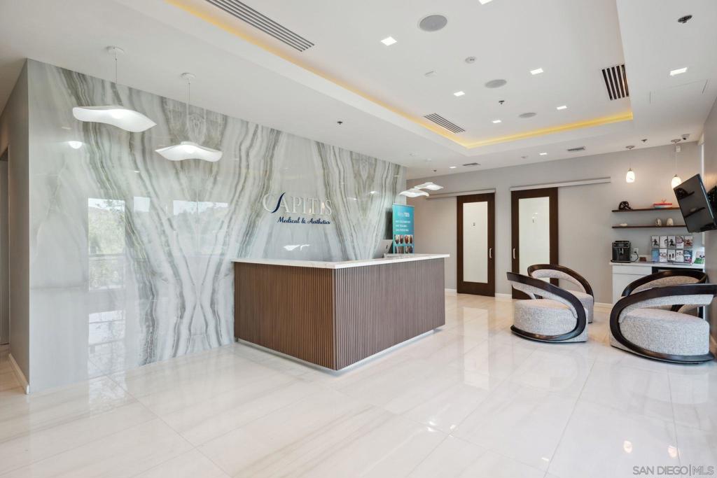 11189 Sorrento Valley Rd