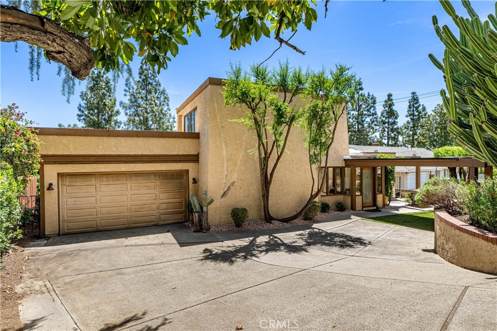 2480 Vista Drive