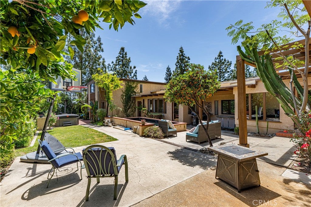 2480 Vista Drive