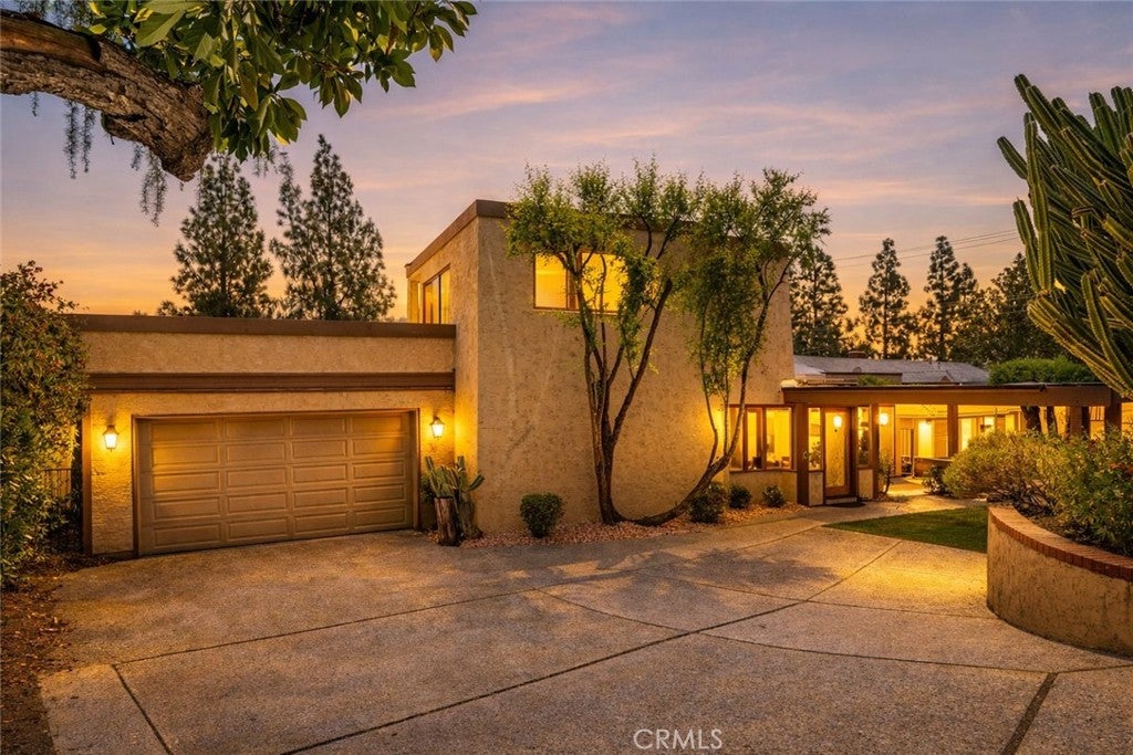 2480 Vista Drive