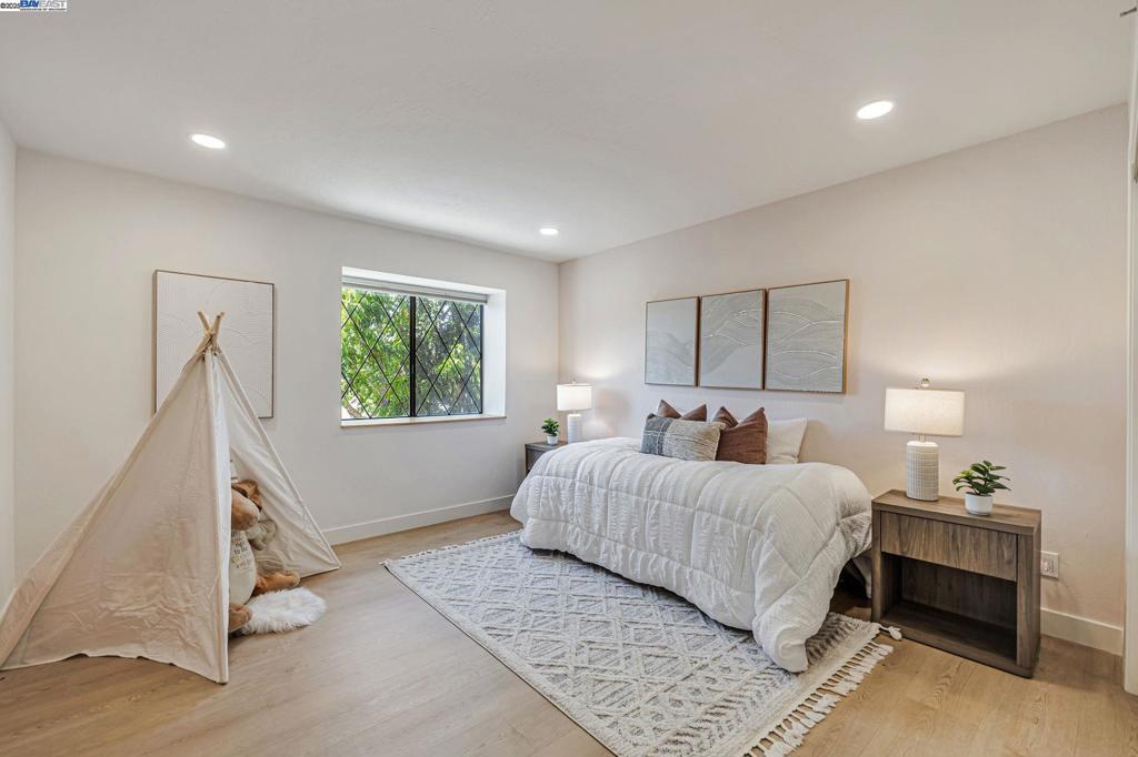 Not Listed - Residential