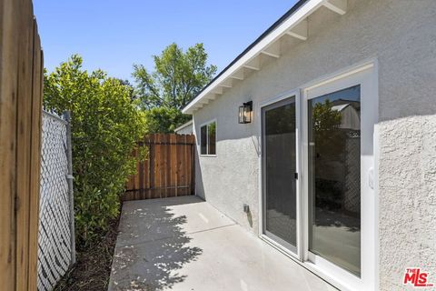 Tiny photo for 19014 Bessemer St, Tarzana, CA 91335 (MLS # 26675063)