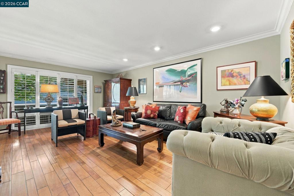 1144 Singingwood Court 2