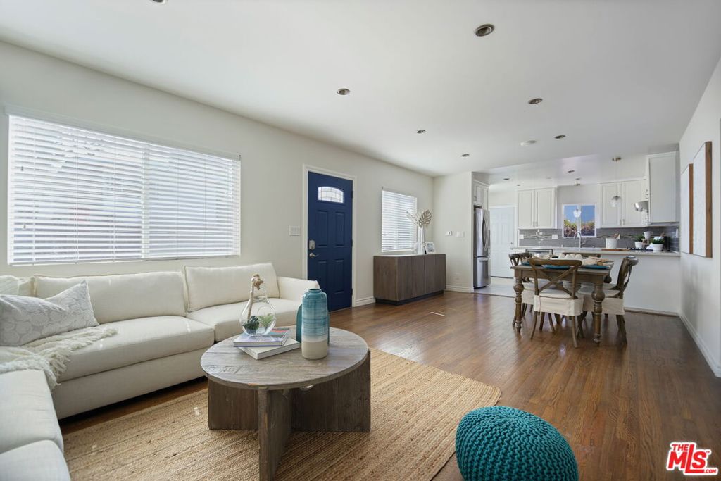 1507 Flagler Lane
