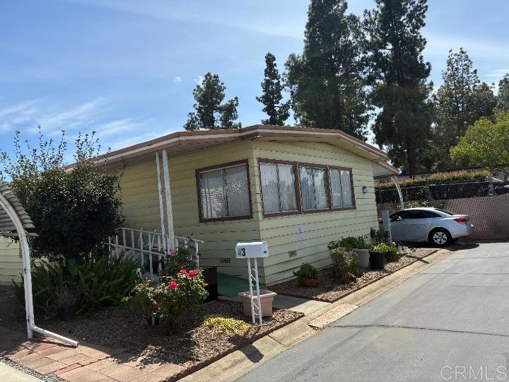 2280 E Valley Pkwy 43