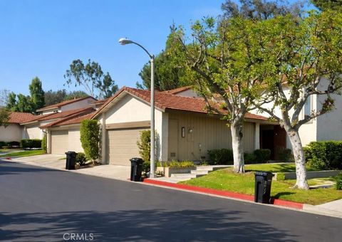 Photo of 2631 Cypress Point Dr, Fullerton, CA 92833 (MLS # PW26018078)