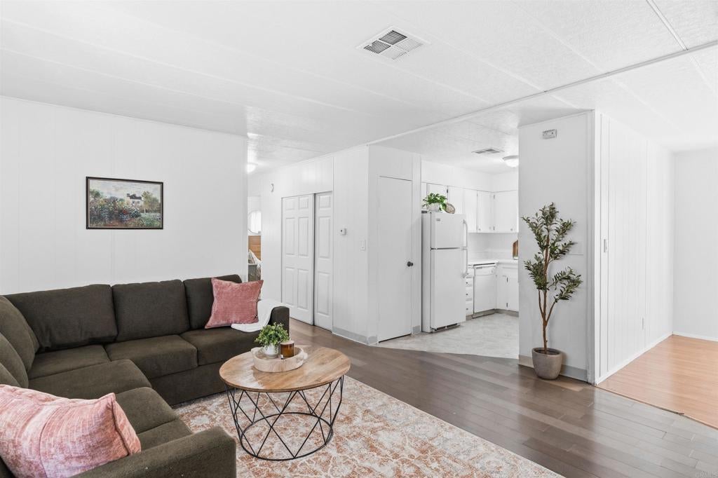 Photo 1 of 25 — 2003 Bayview Heights Drive 181, San Diego, CA 92105
