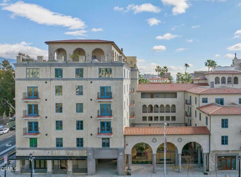 Photo of 88 N Oakland Avenue #308, Pasadena, CA 91101 (MLS # P1-27925)