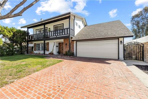 Photo of 22930 Las Mananitas, Valencia, CA 91354 (MLS # SR26040744)