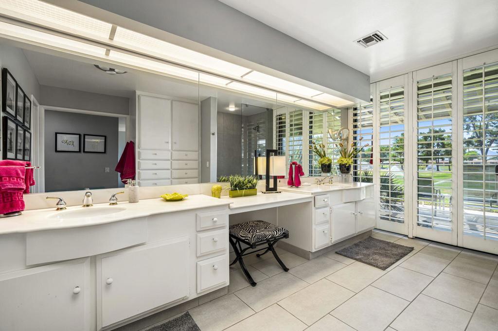 The Springs C.C. - Residential