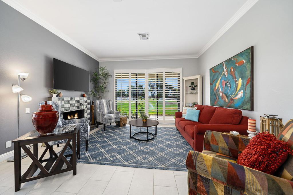 The Springs C.C. - Residential