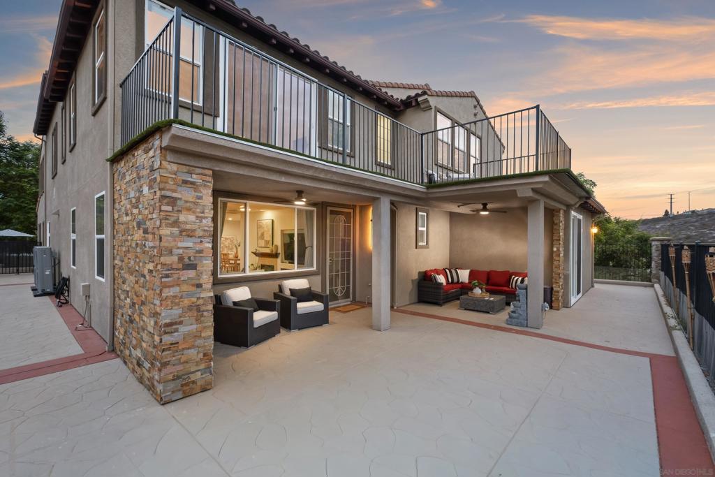 2661 Shadowbrook Way