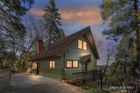 Photo of 495 Kuffel Canyon Rd, Lake Arrowhead, CA 92352 (MLS # IG26025987)