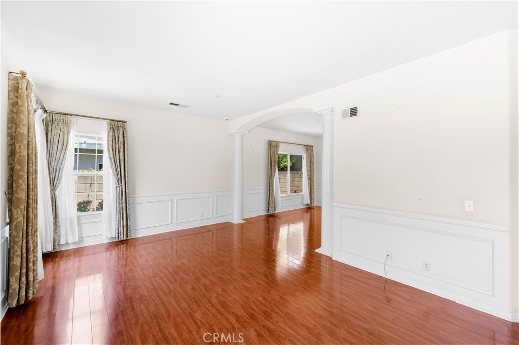 130 N Lincoln Avenue