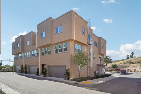 12837 Watt Lane A Los Angeles CA 91342