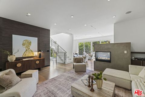 Photo of 2756 Westshire Drive, Los Angeles, CA 90068 (MLS # 26662805)