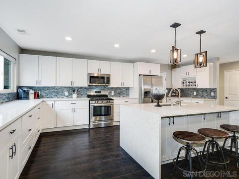 4427 68th St La Mesa CA 91942