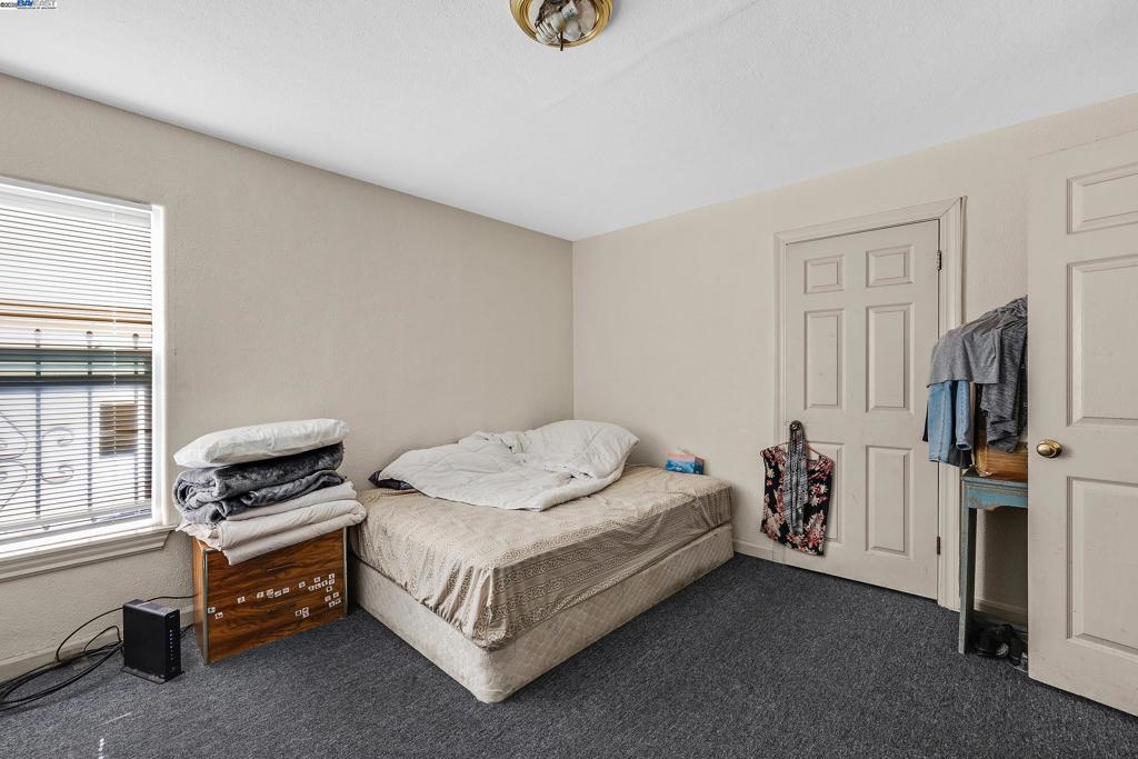 HIGHLAND TERRACE - Residential Income