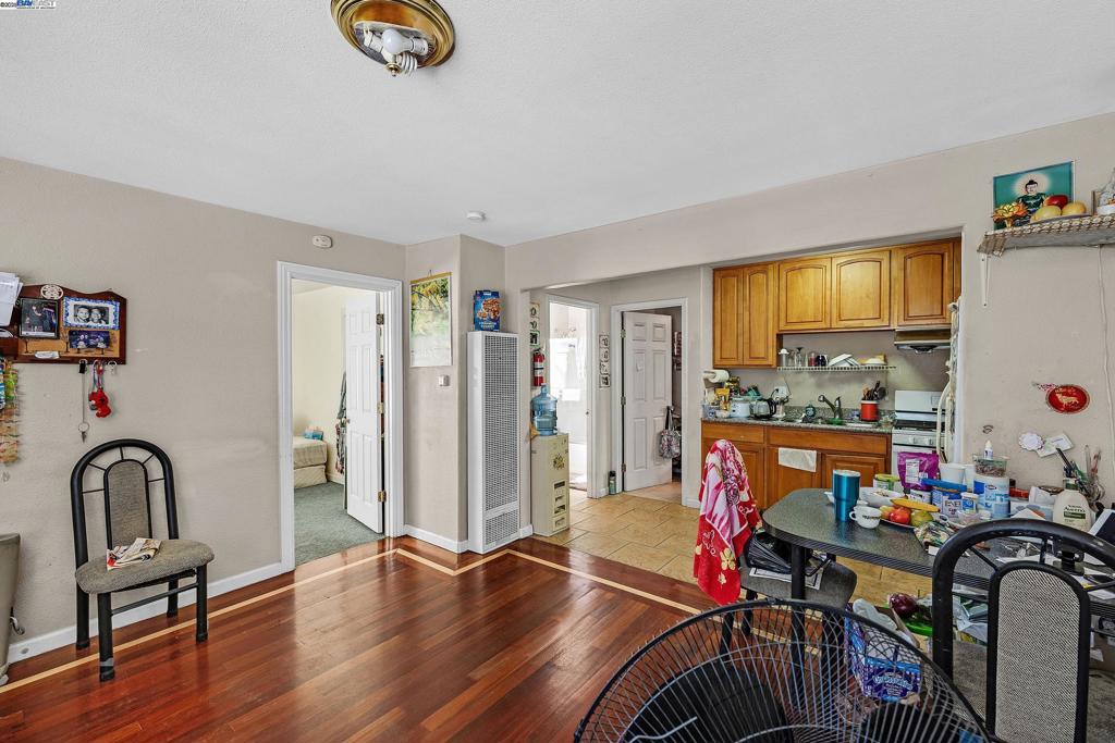 HIGHLAND TERRACE - Residential Income