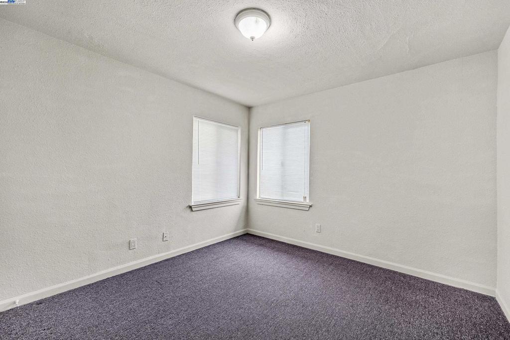 HIGHLAND TERRACE - Residential Income