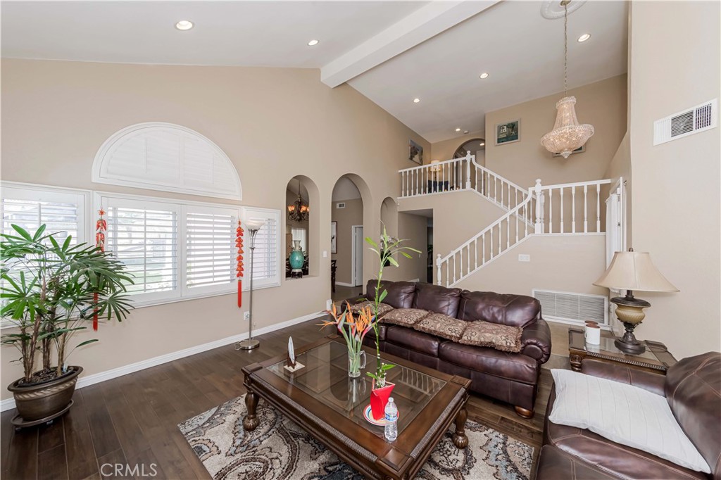3030 Olympic View Dr