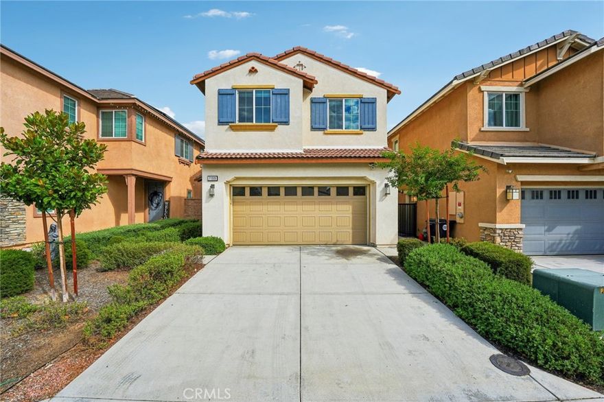 Welcome to this inviting 3-bedroom, 2.5-bathroom home located in a desirable gated community in North Fontana. The home features an open-concept living area, modern kitchen with stainless steel appliances, and a bright dining space. All bedrooms are located upstairs, including a spacious primary suite with dual sinks and a walk-in closet. The convenient upstairs laundry room adds extra ease and efficiency. Enjoy access to community amenities such as a sparkling pool, playground, and well-maintained common areas. The property also includes leased solar panels for energy efficiency and reduced utility costs. Conveniently situated near shopping centers, parks, and freeway access.