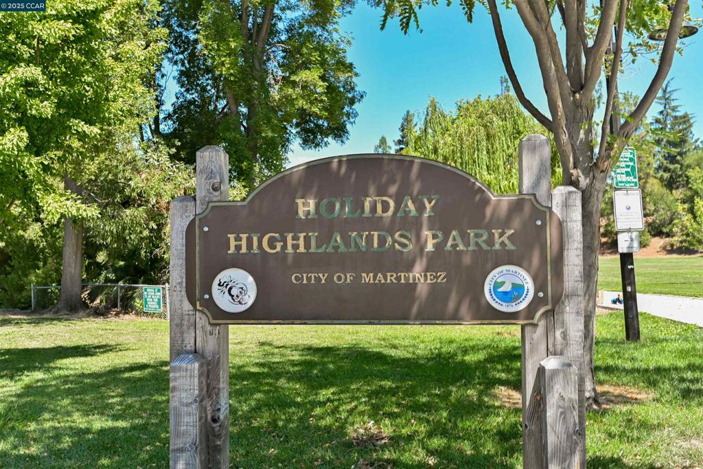 SHANNON HILLS - Residential