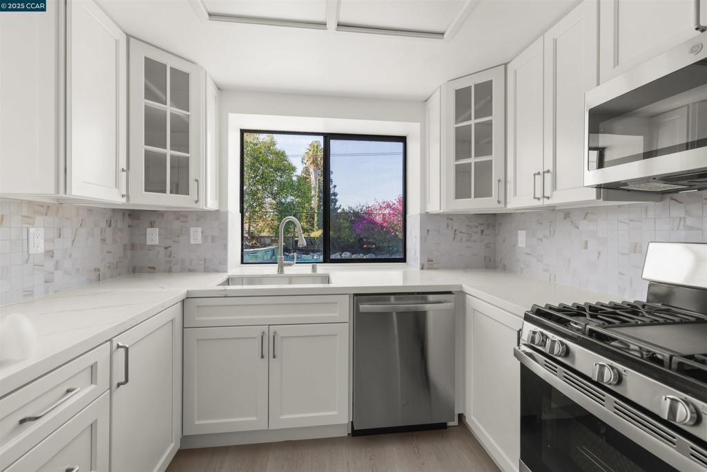 SHANNON HILLS - Residential