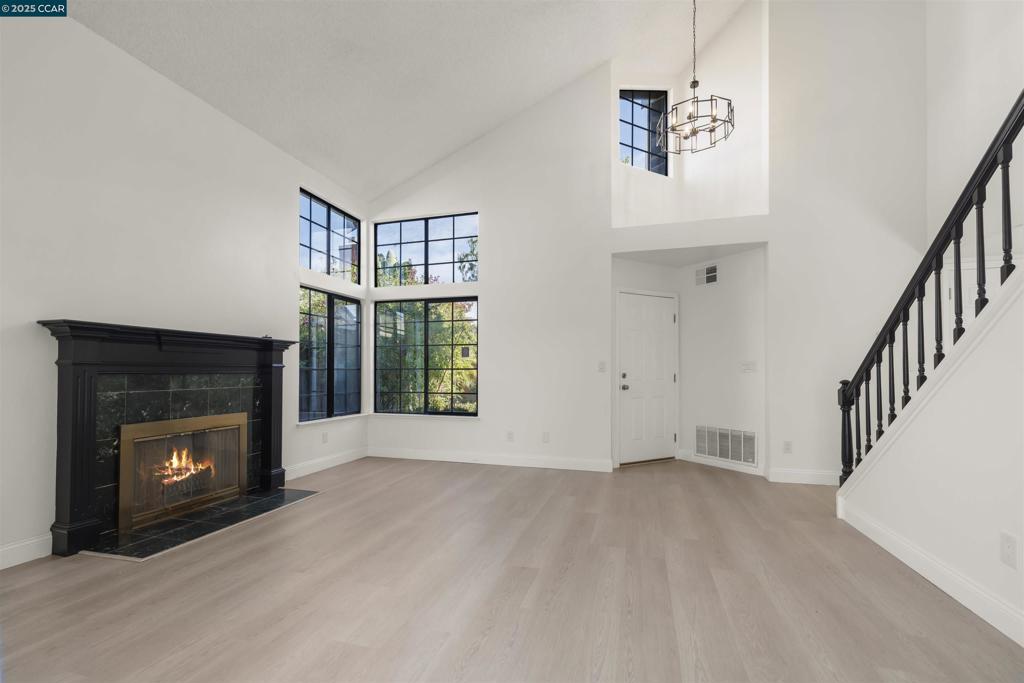 SHANNON HILLS - Residential