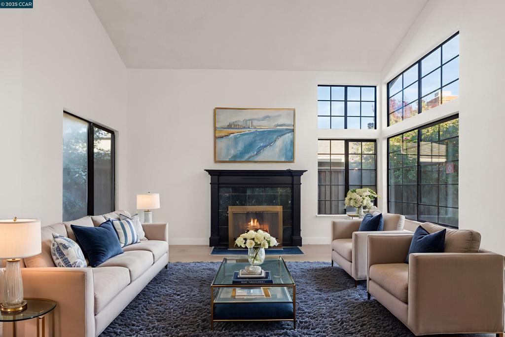 SHANNON HILLS - Residential