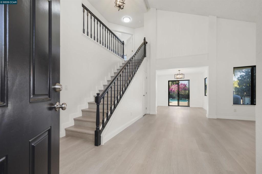 SHANNON HILLS - Residential