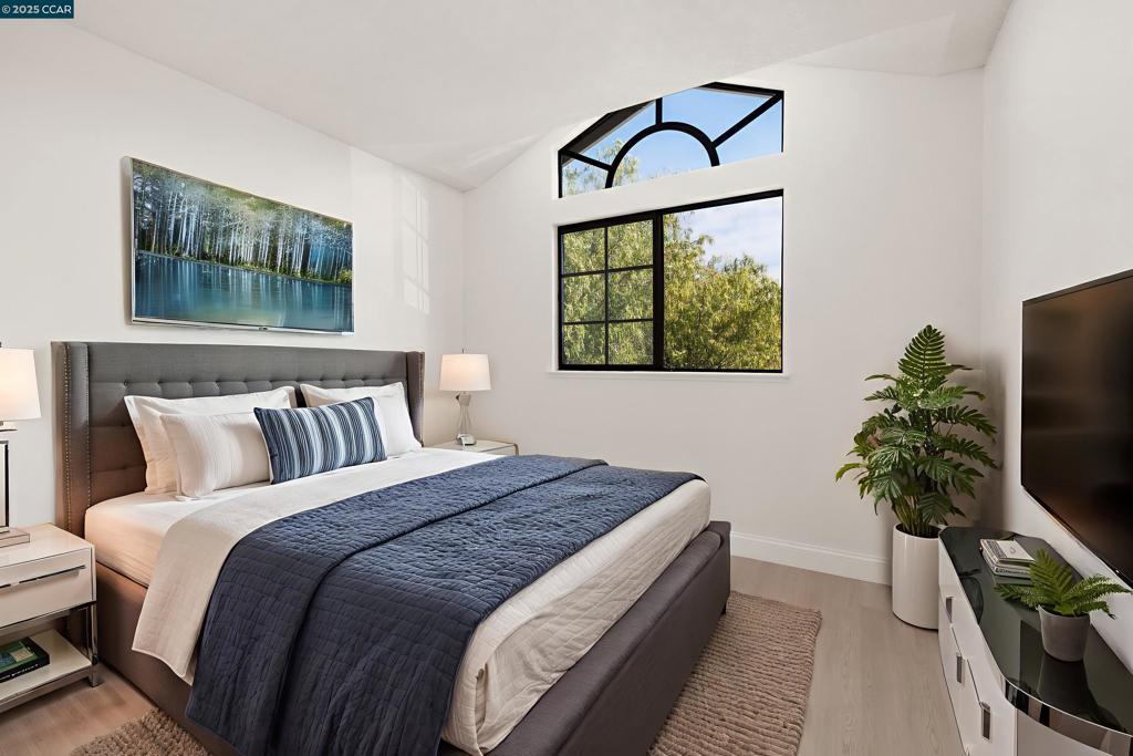 SHANNON HILLS - Residential