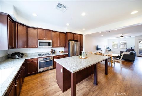 40962 Belleray Murrieta CA 92562