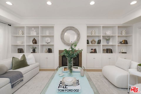 Photo of 11723 Mayfield Avenue #4, Los Angeles, CA 90049 (MLS # 26872237)