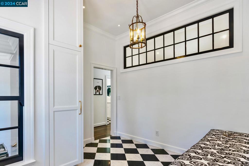 PIEDMONT - Residential