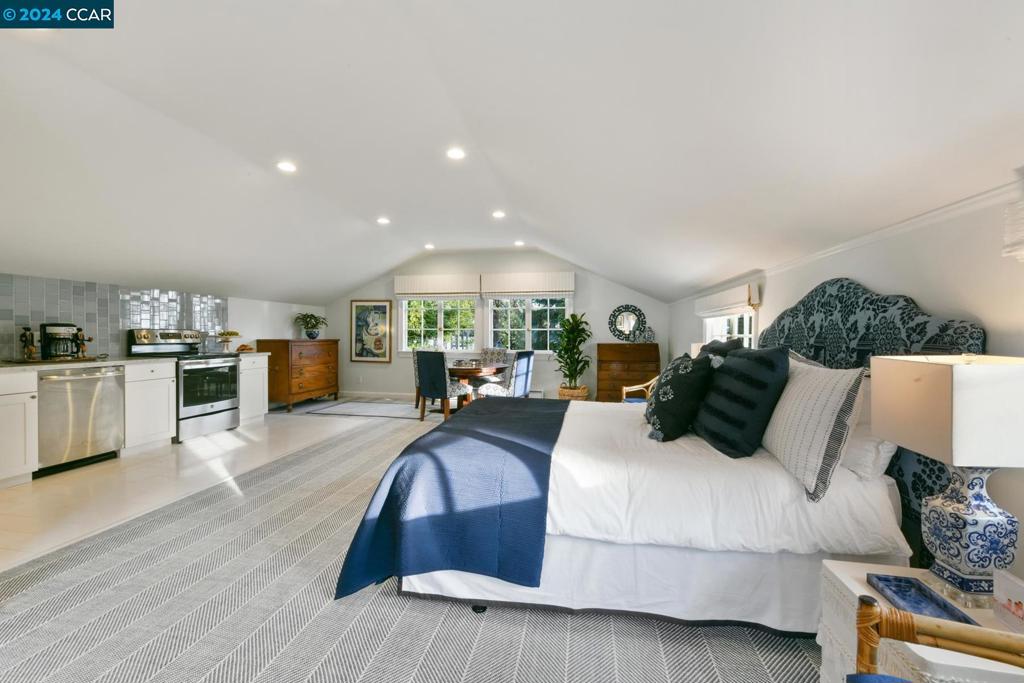 PIEDMONT - Residential