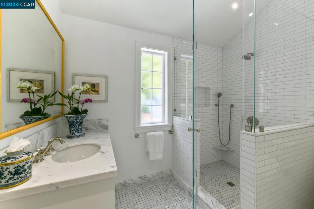 PIEDMONT - Residential