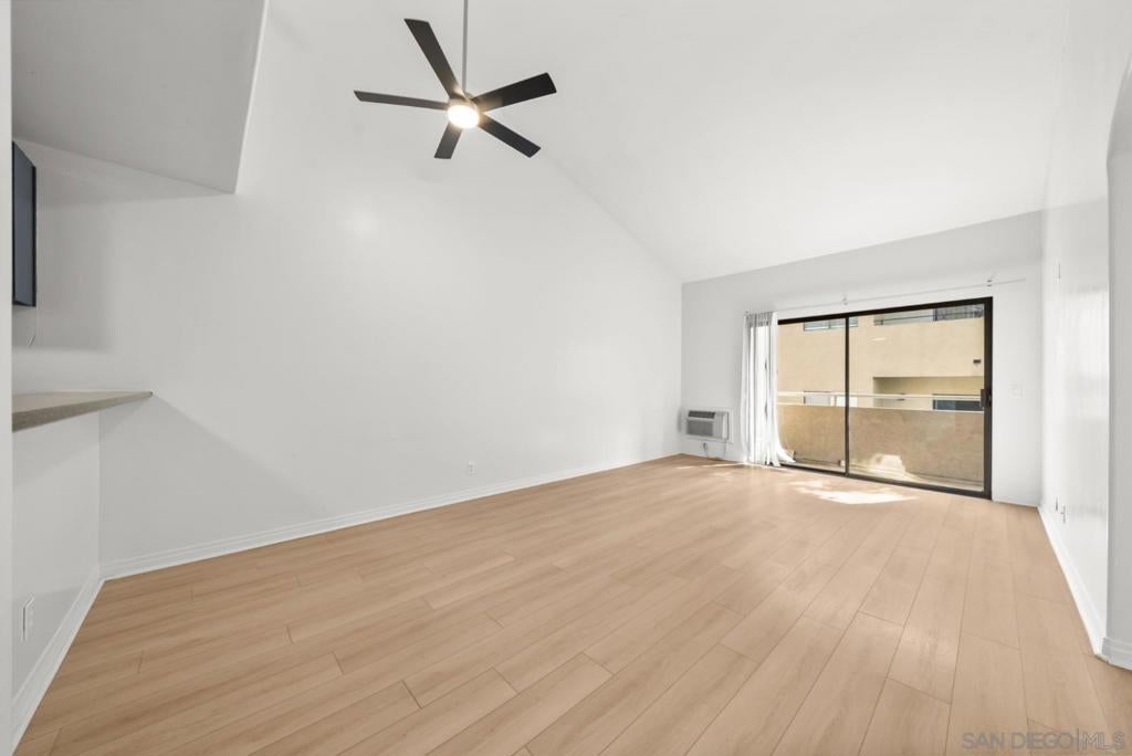 4540 60Th St 311, San Diego CA 92115