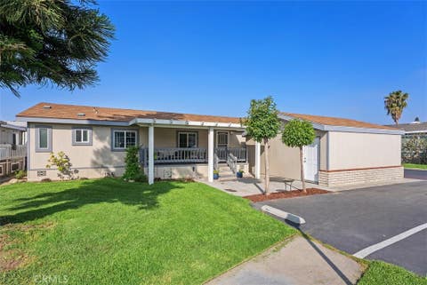 Photo of 5815 E La Palma Ave E #302, Anaheim, CA 92807 (MLS # SW26064491)