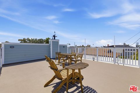 Tiny photo for 261 Highland Dr, Oxnard, CA 93035 (MLS # 26828665)