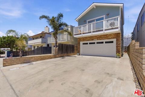Tiny photo for 261 Highland Dr, Oxnard, CA 93035 (MLS # 26828665)