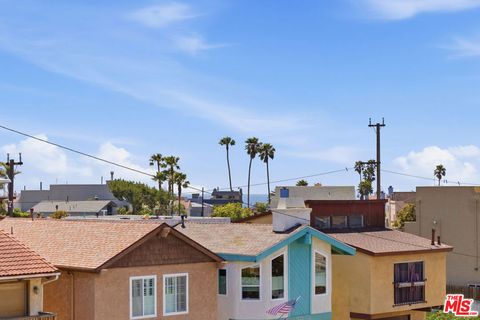 Tiny photo for 261 Highland Dr, Oxnard, CA 93035 (MLS # 26828665)