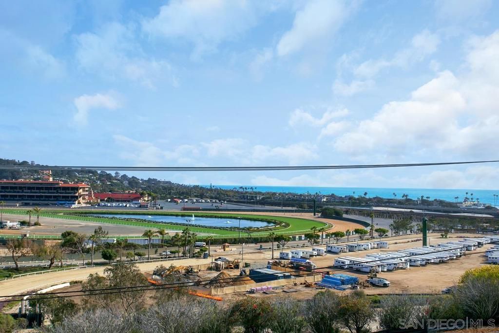 Photo of 218 Turf View Dr Dr, Solana Beach, CA 92075 (MLS # 250042288SD)