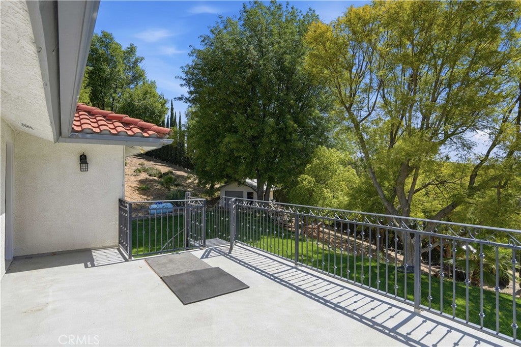Castaic, California, 91384, United States, 8 Bedrooms Bedrooms, ,5 BathroomsBathrooms,Residential,Active,2052118
