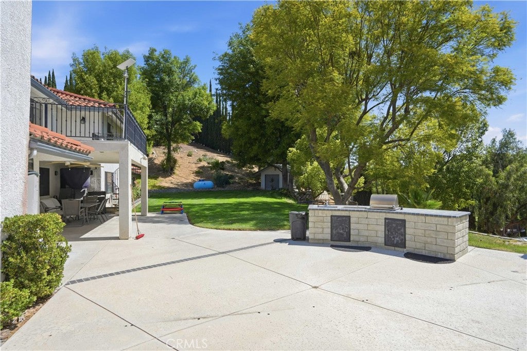 Castaic, California, 91384, United States, 8 Bedrooms Bedrooms, ,5 BathroomsBathrooms,Residential,Active,2052118